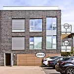 Alte Liebe, Ra213 아파트